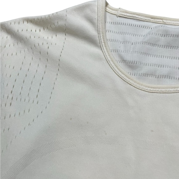 LULULEMON Time Warp Seamless Shirt White/Cream Size 8 Estimated - Picture 3 of 8